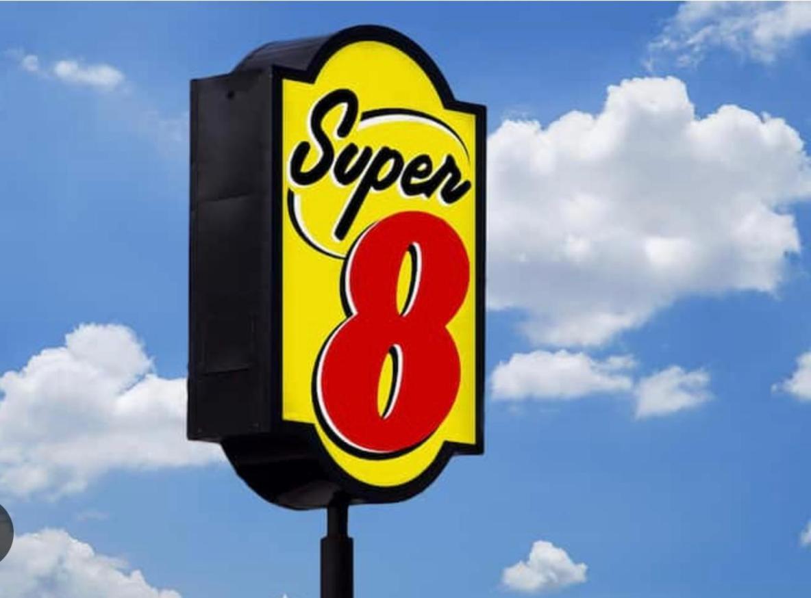 Отель Super 8 By Wyndham Rockford South Экстерьер фото
